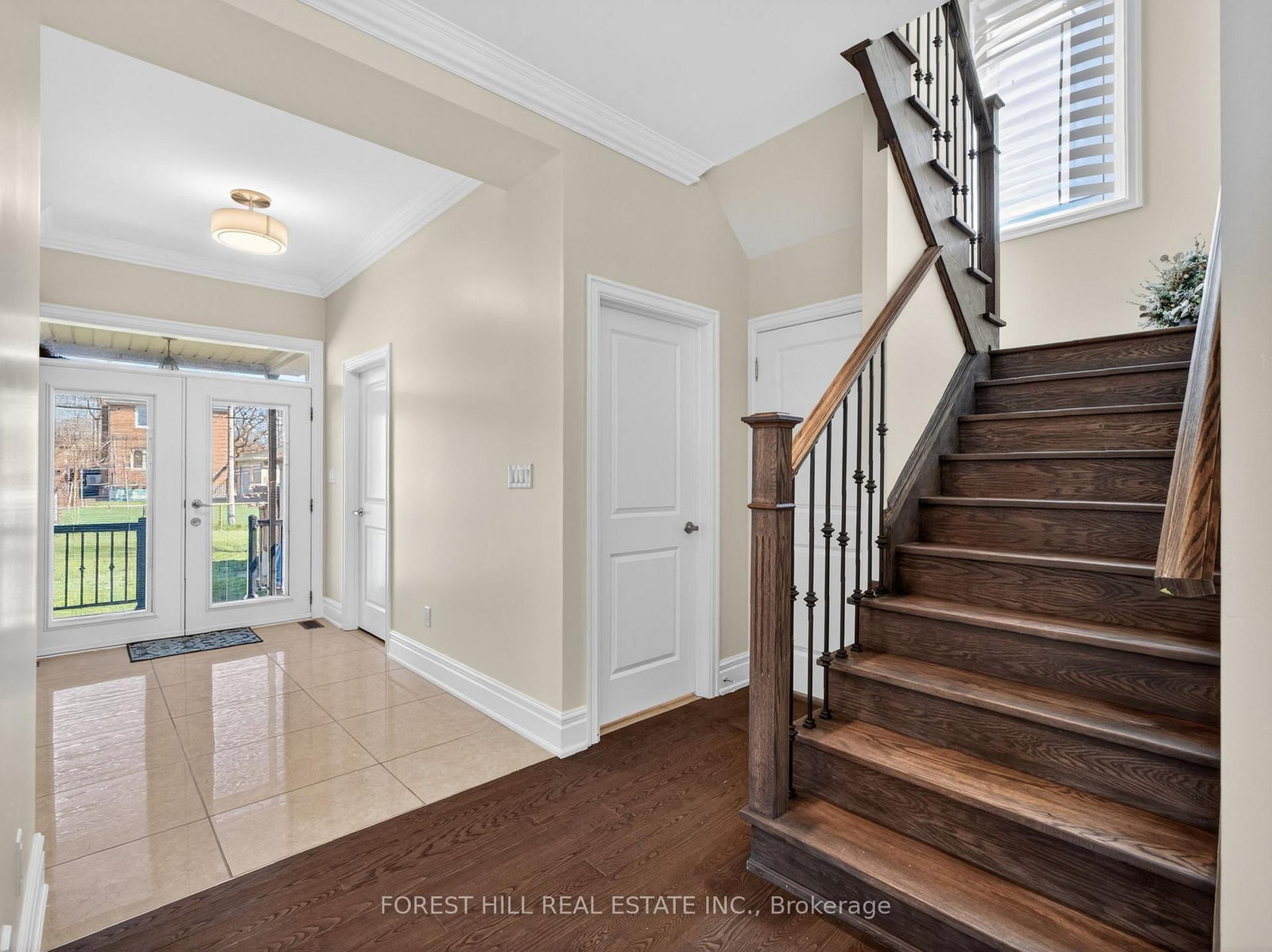 114 Regent Road • Toronto, ON photo 5