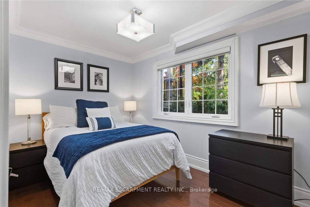 1063 Greenoaks Drive • Mississauga, ON photo 24