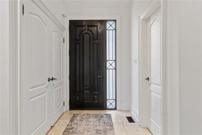 1063 Greenoaks Drive • Mississauga, ON photo 5