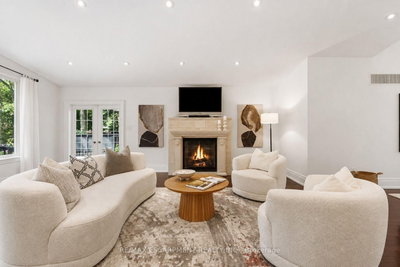 1063 Greenoaks Drive • Mississauga, ON photo 8