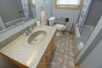 120 Eaglewood Mississauga,ON L5G 1V7 — Photo 26