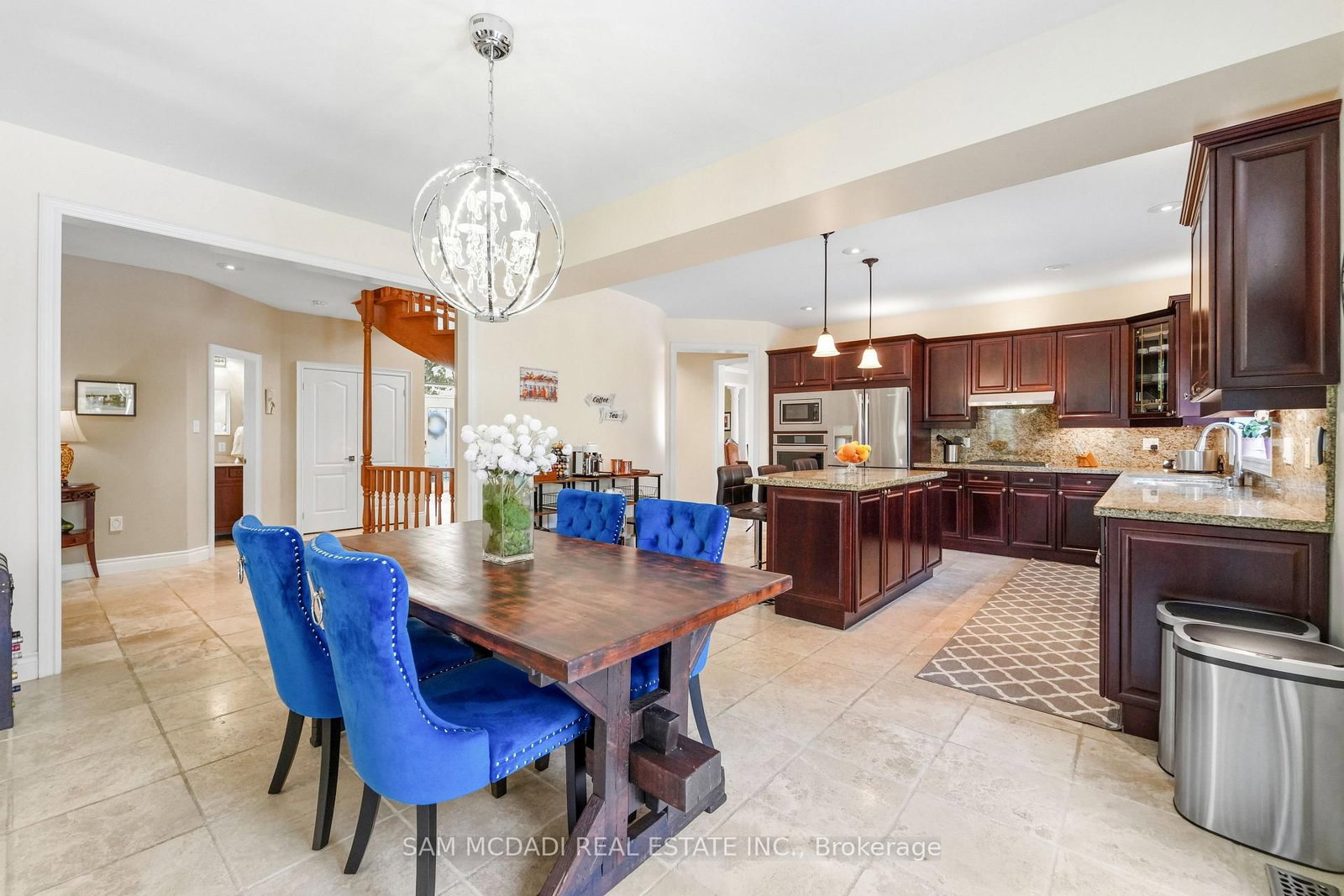 527 Meadow Wood Rd, Mississauga, view 13