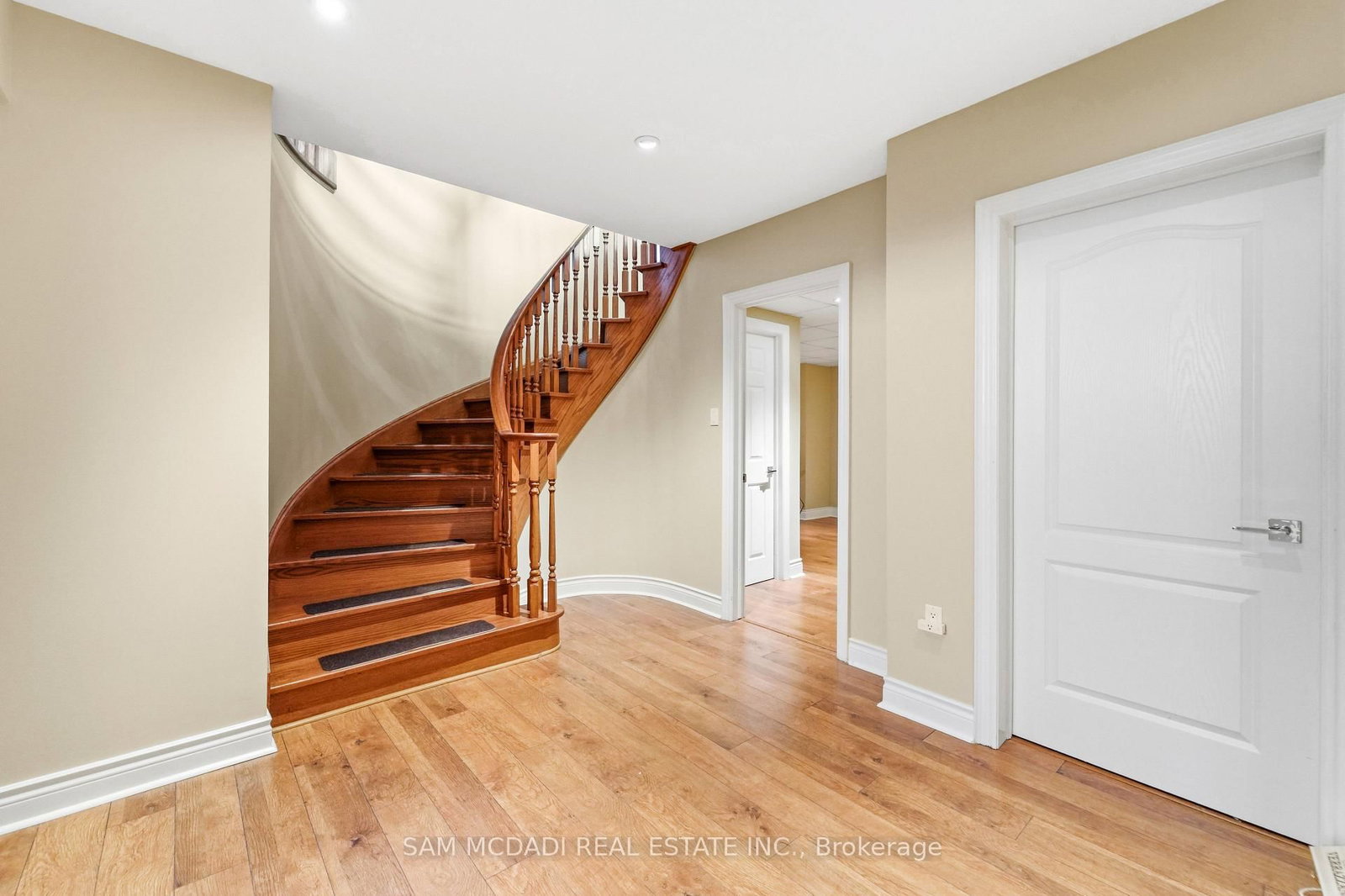 527 Meadow Wood Rd, Mississauga, view 33