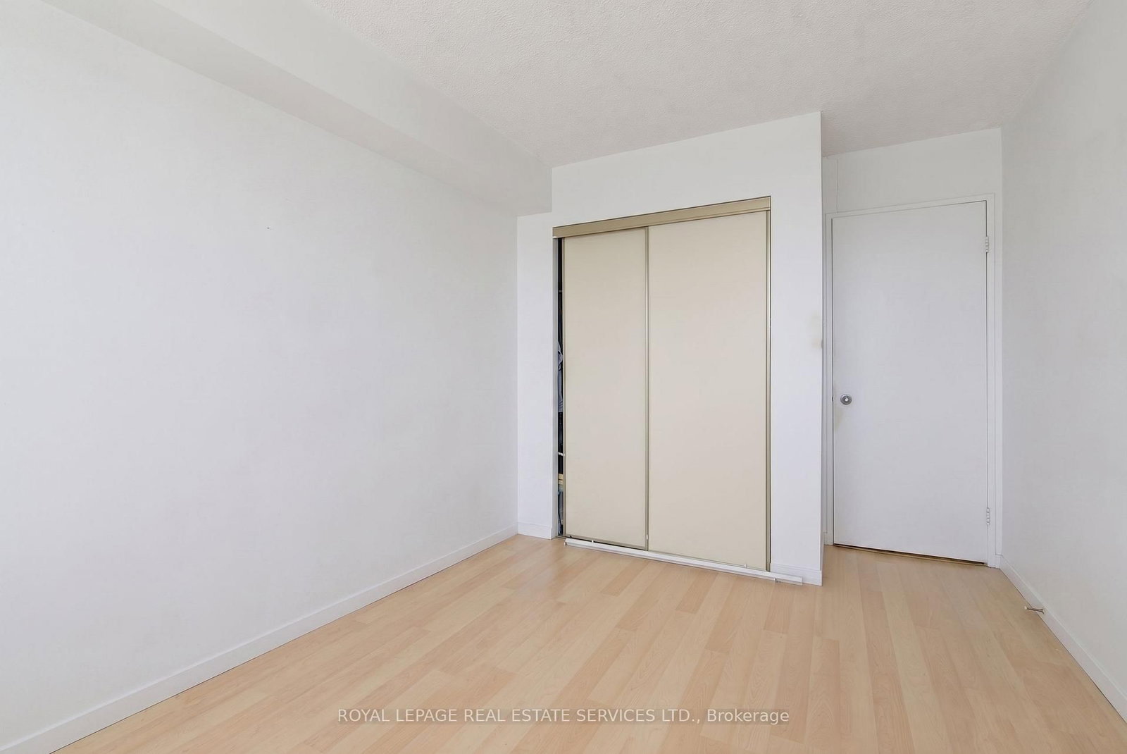 75 King Street E • #1212 • Mississauga, ON photo 10