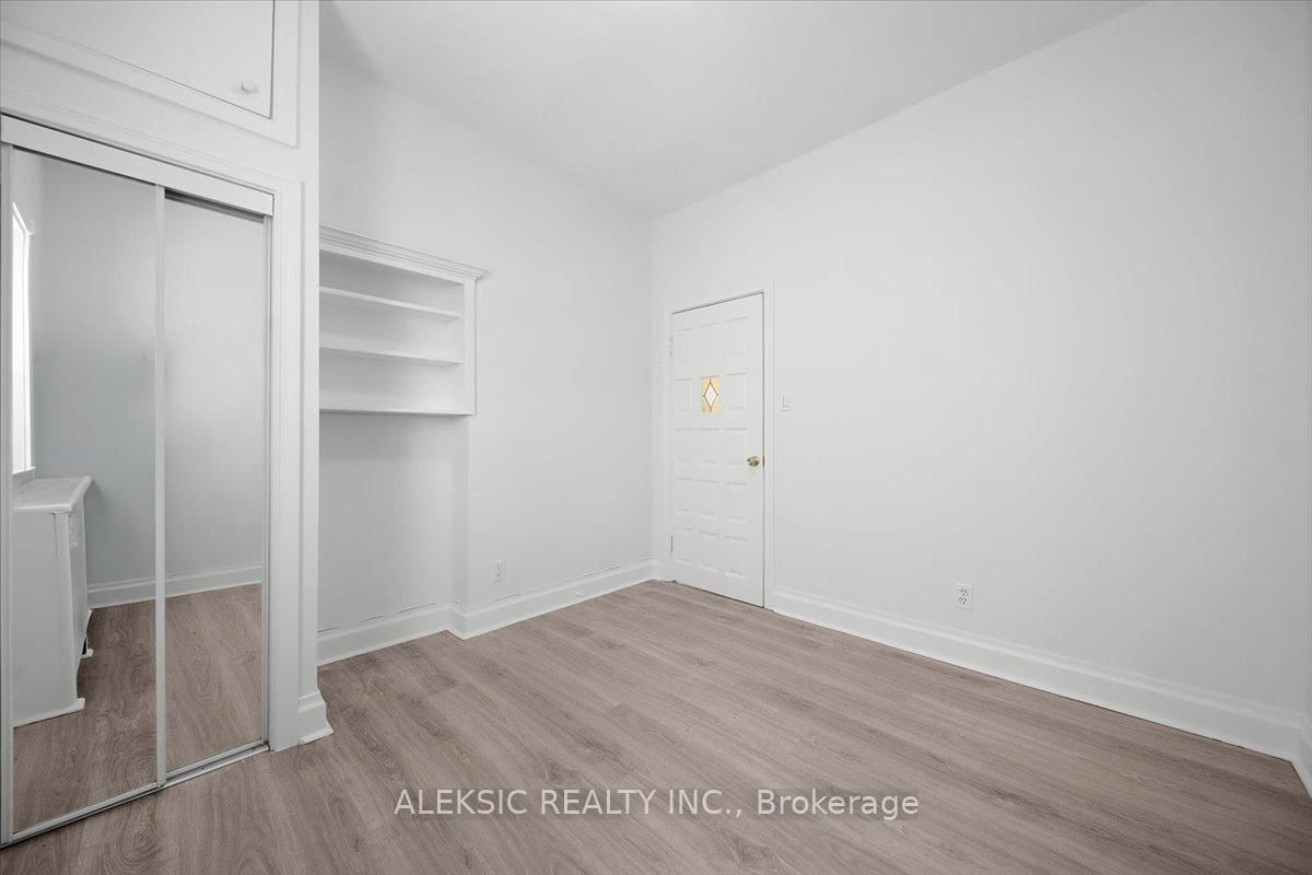 179 Thirtieth Street • Toronto, ON photo 10
