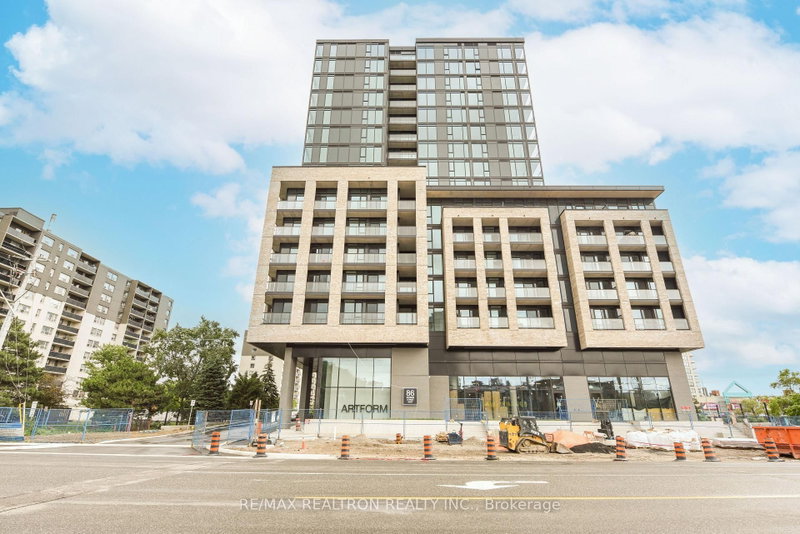 410 - 86 Dundas Street E