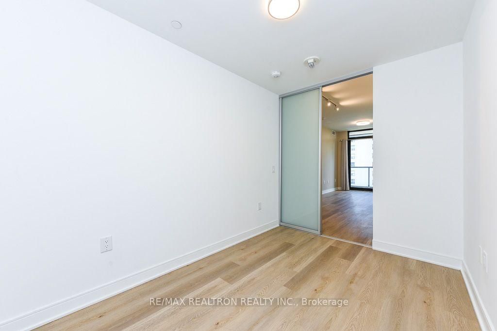 410-86 Dundas St, Mississauga, view 28