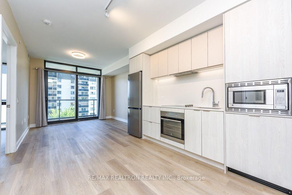 410-86 Dundas St, Mississauga, view 9