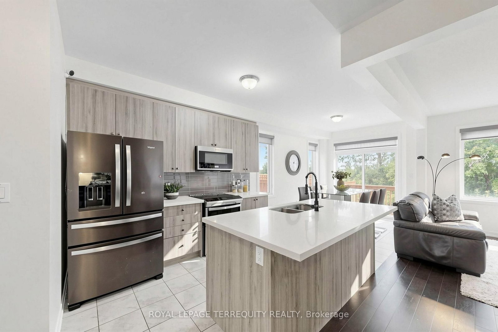 1456 Rose Way • Milton, ON photo 14
