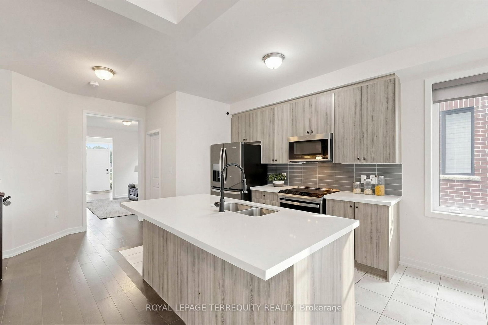 1456 Rose Way • Milton, ON photo 15