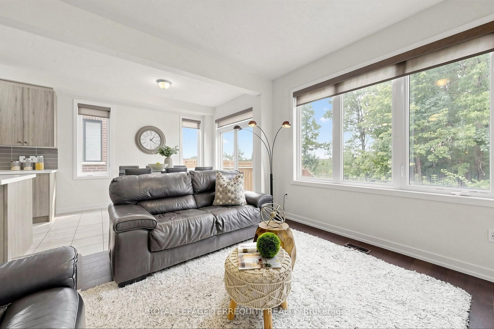 1456 Rose Way • Milton, ON photo 9