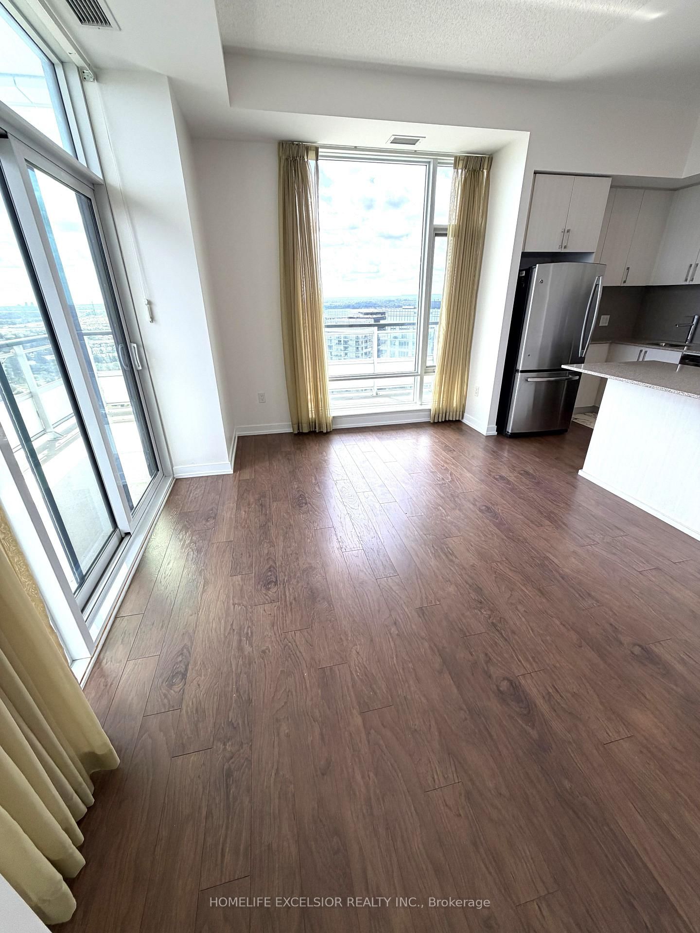# 2505-2560 Eglinton Ave, Mississauga, view 10