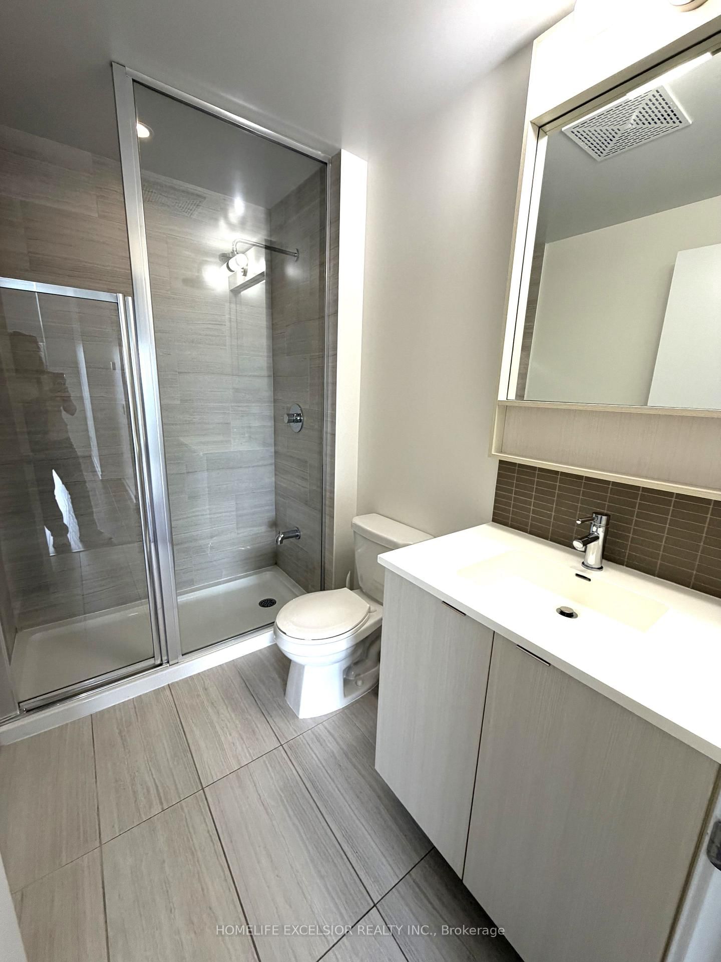 # 2505-2560 Eglinton Ave, Mississauga, view 16