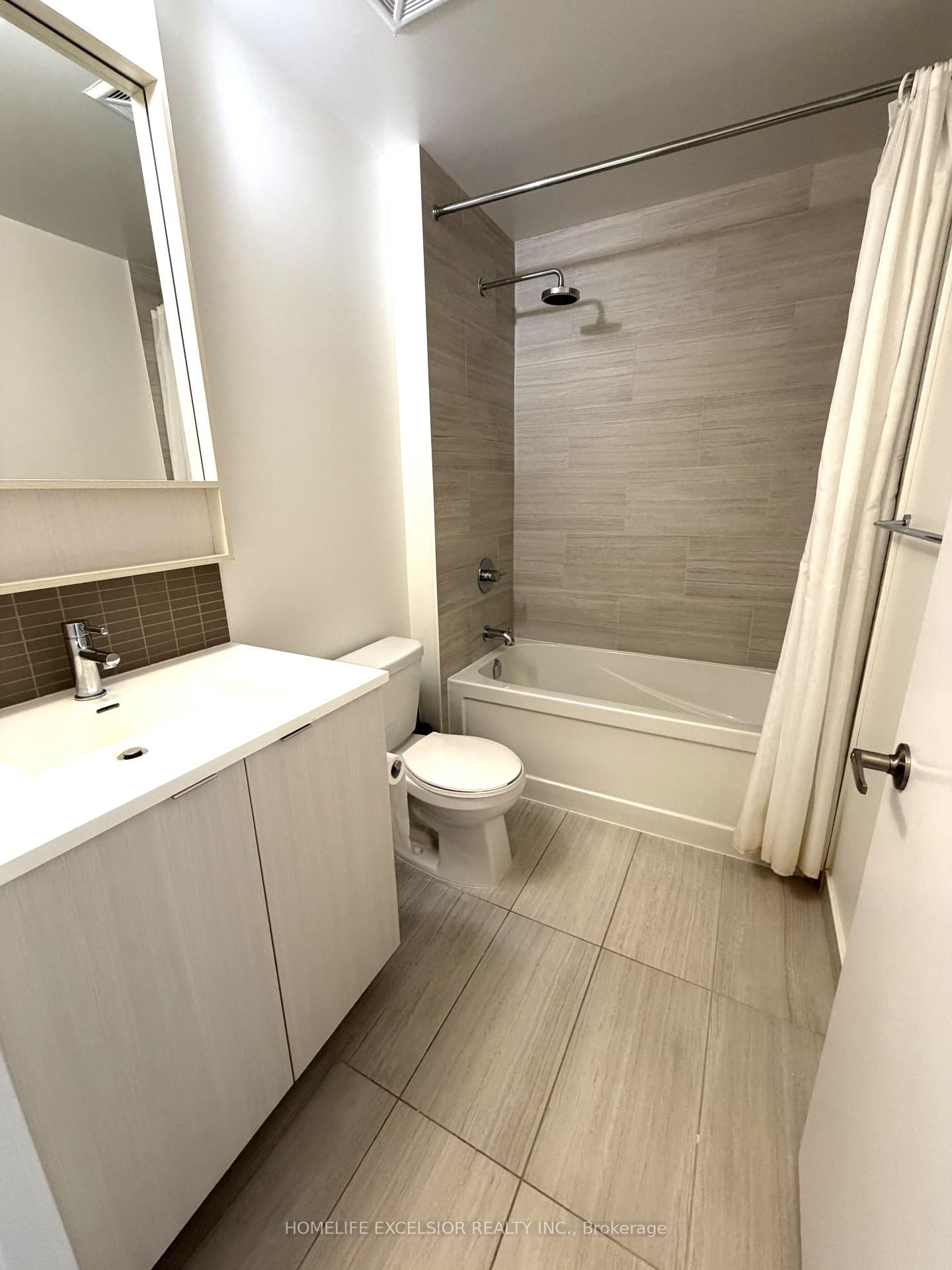 # 2505-2560 Eglinton Ave, Mississauga, view 19