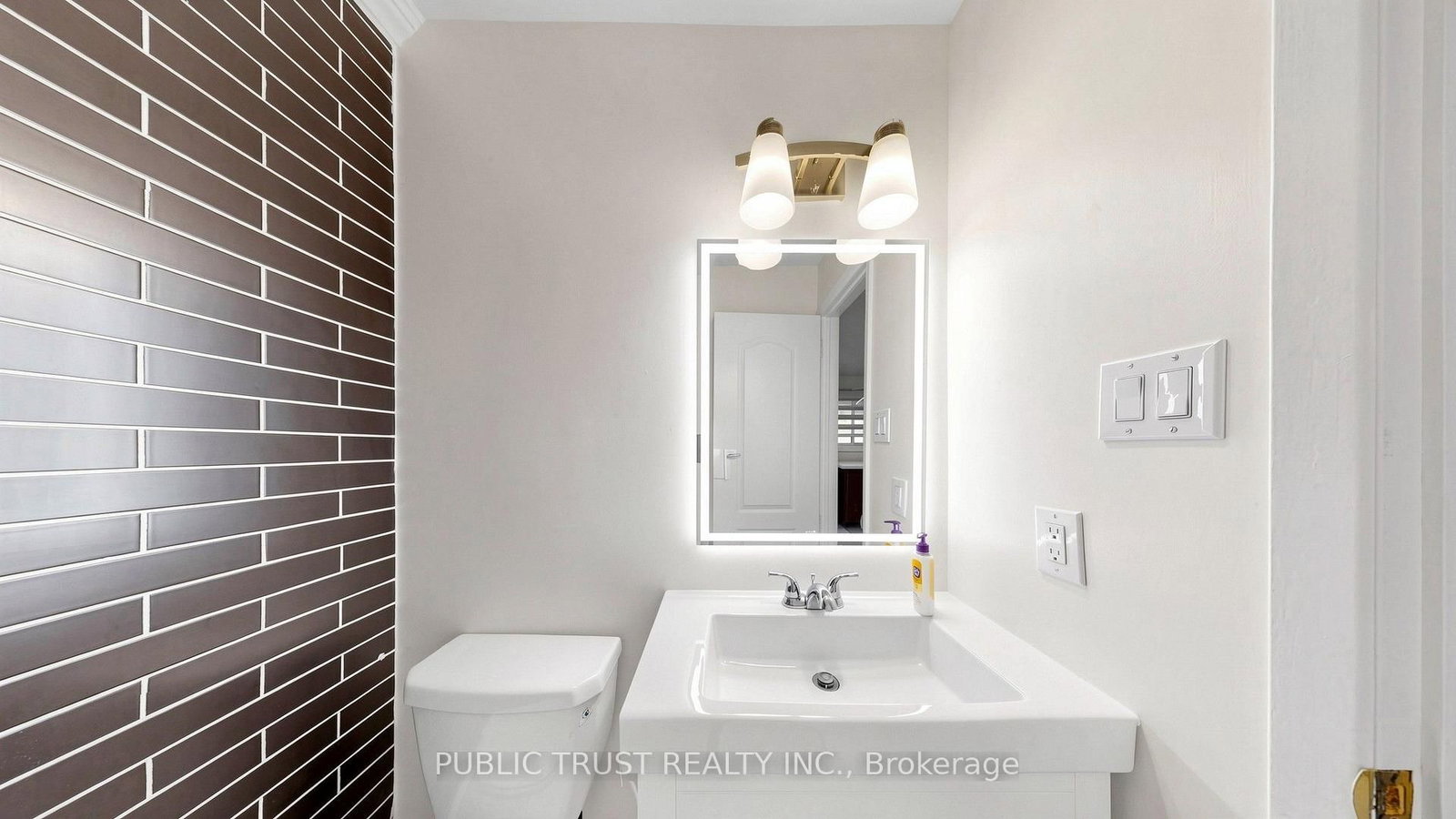 27 Mackay Street S • Brampton, ON photo 18