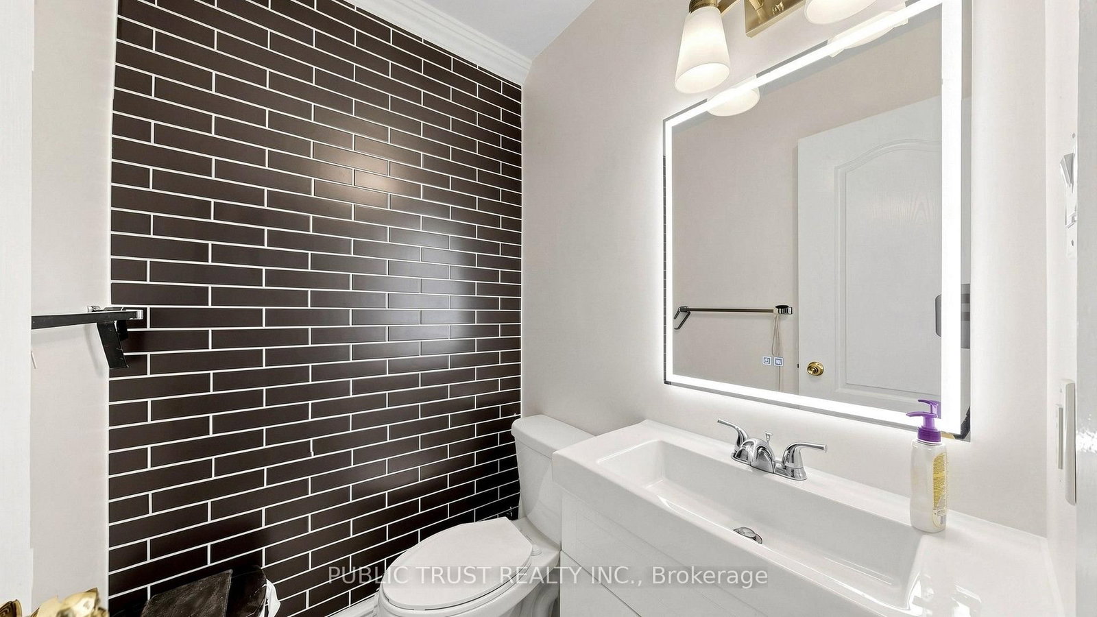 27 Mackay Street S • Brampton, ON photo 19