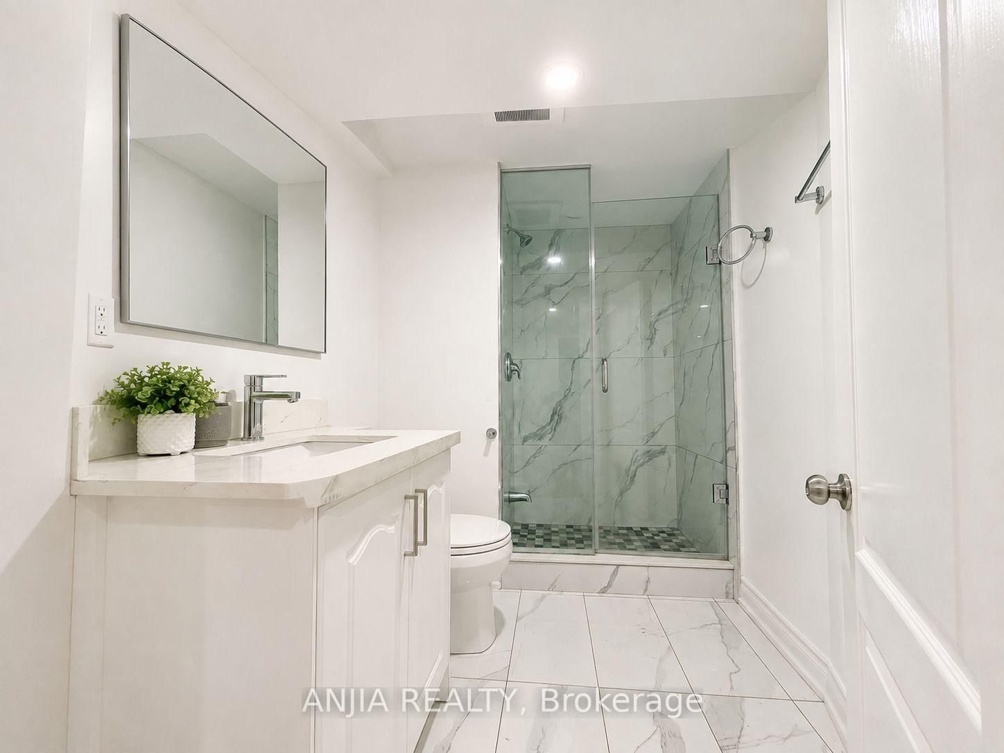 Detached House for sale at 77 Nash Drive, Toronto, Ontario, M3M 2L6 - Downsview-Roding-CFB - MLS: W13712514