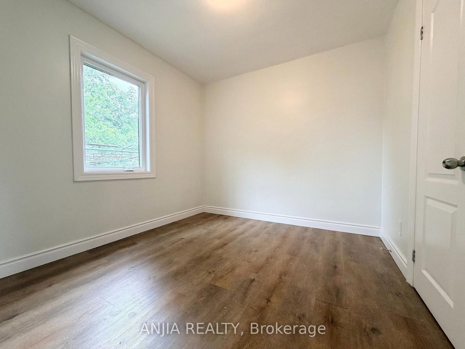 Detached House for sale at 77 Nash Drive, Toronto, Ontario, M3M 2L6 - Downsview-Roding-CFB - MLS: W13712514