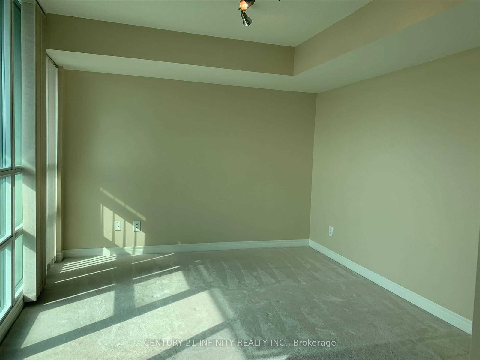 2906-208 Enfield Pl, Mississauga, view 10