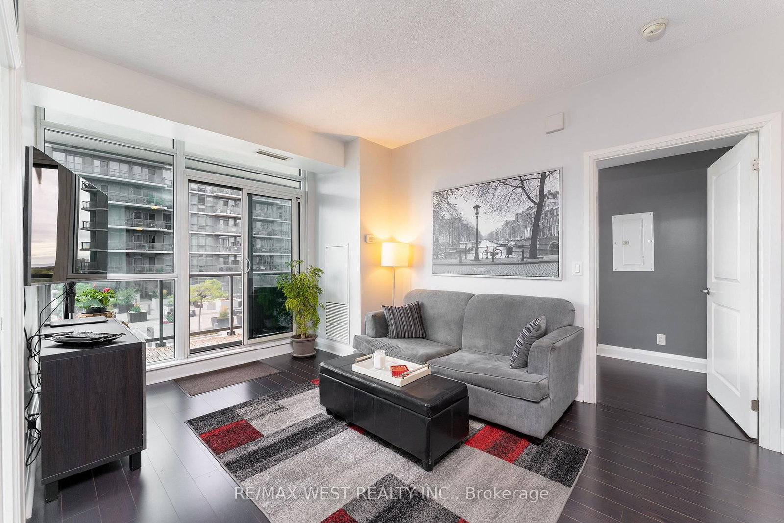 1185 The Queensway • #710 • Toronto, ON photo 12
