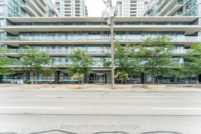 710 - 1185 The Queensway