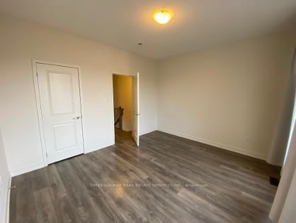 3060 Ernest Appelbe Boulevard • Oakville, ON photo 29
