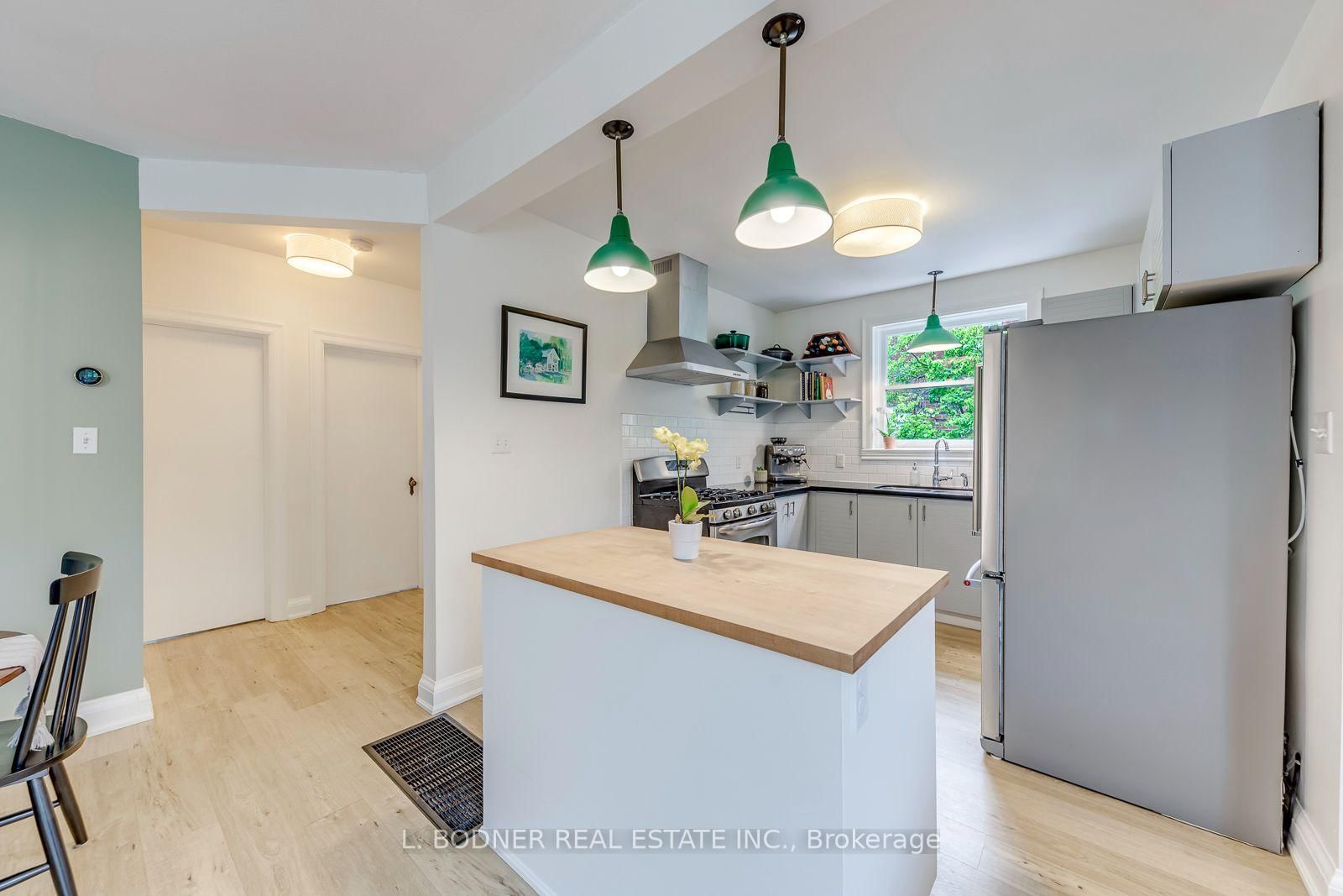 59 Queens Drive • Toronto, ON photo 10