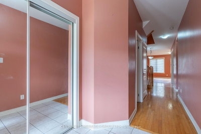 11 Pendulum Circle • Brampton, ON photo 2