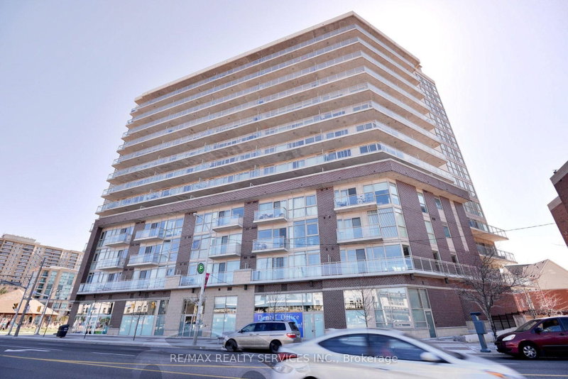 901 - 5101 Dundas Street W