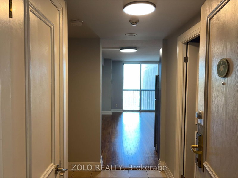 407 - 2737 Keele Street