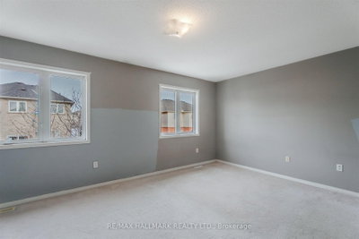 241 Featherstone Milton,ON L9T 7C3 — Photo 13