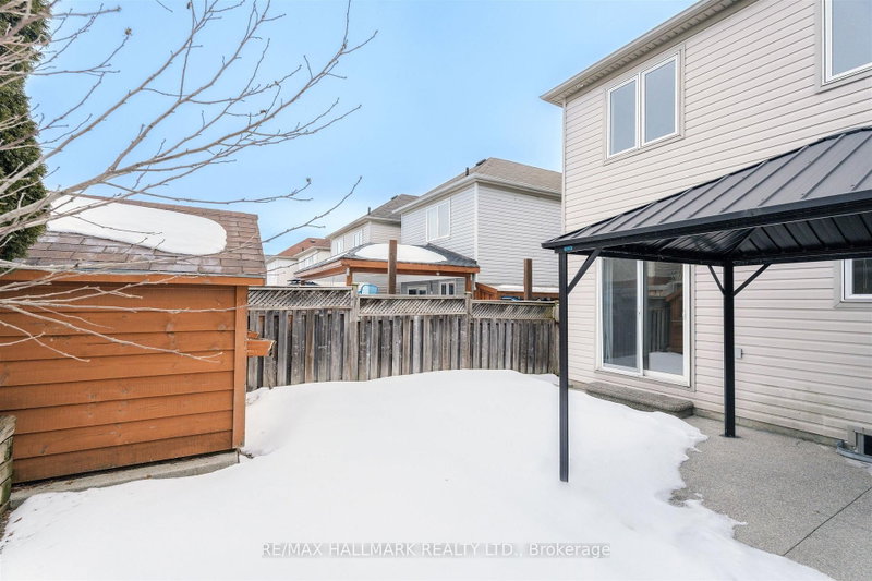 241 Featherstone Milton,ON L9T 7C3 — Photo 29