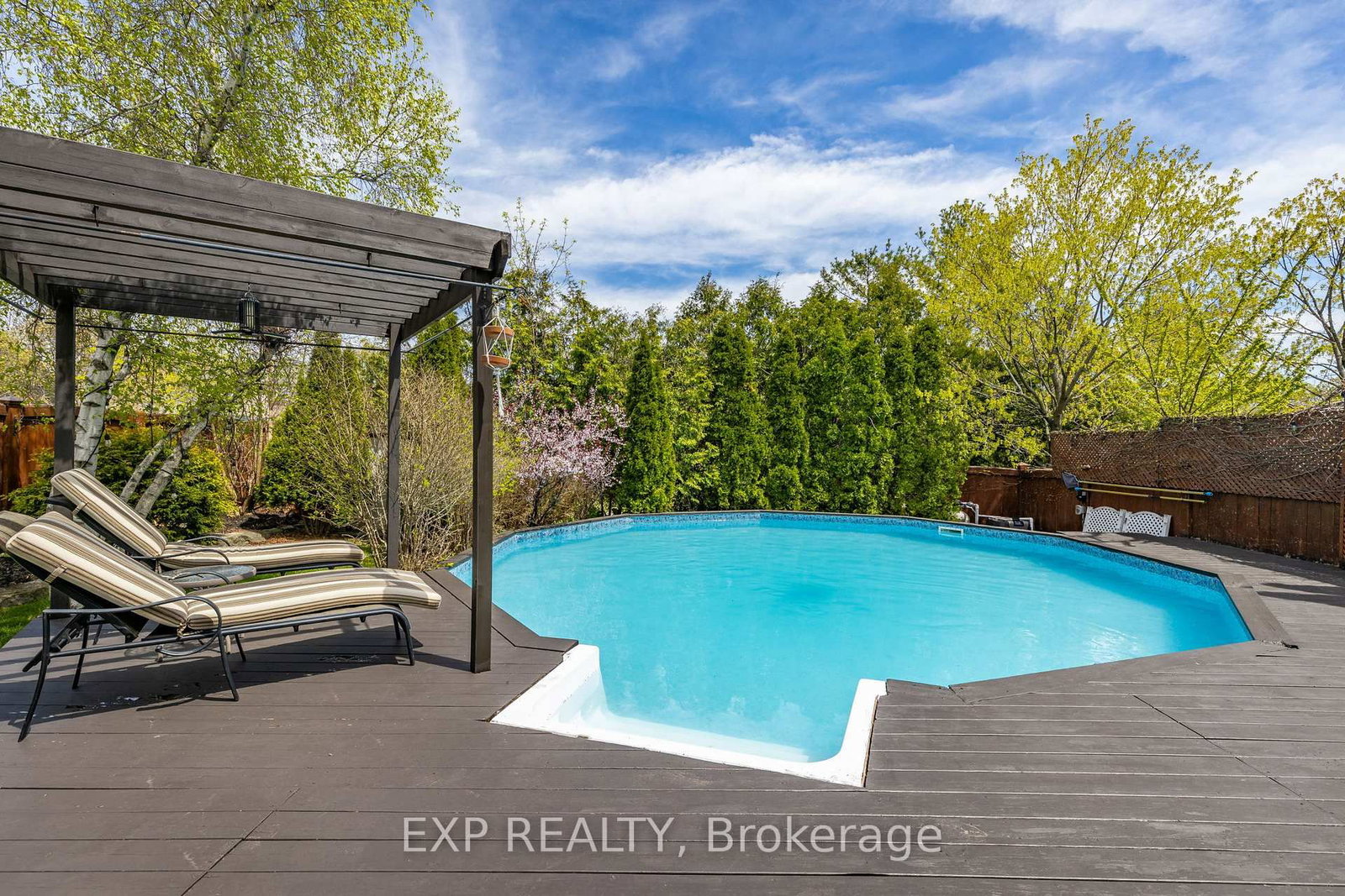 2137 Frontier Drive • Oakville, ON photo 39