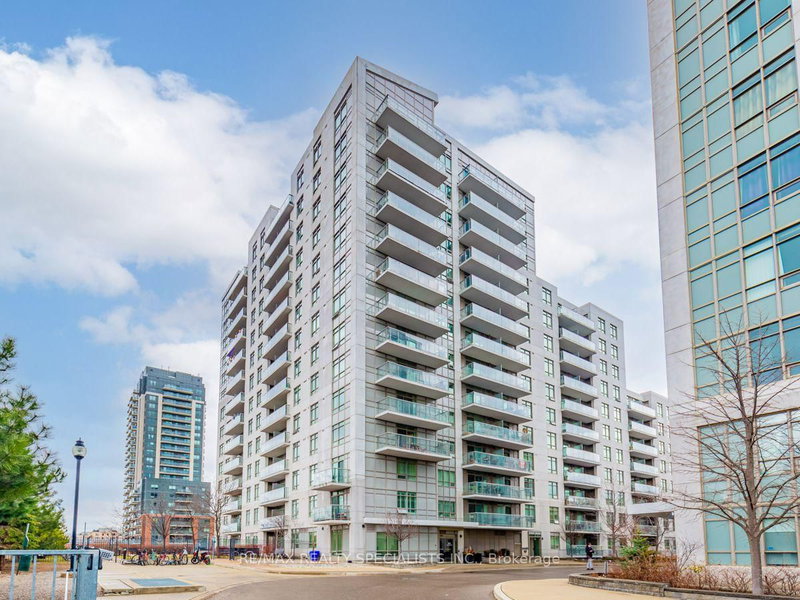 1302 - 816 Lansdowne Avenue