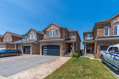 111 Emily Carr Crescent • Caledon, ON photo 4