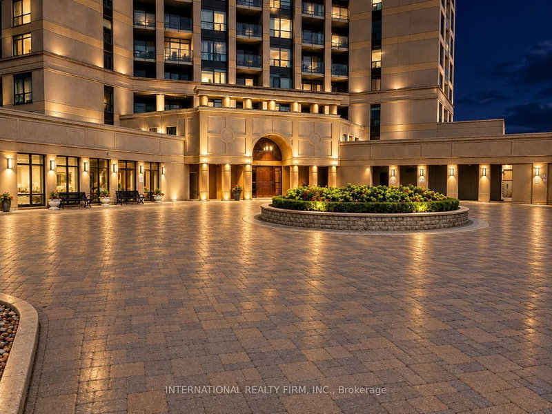 1308 - 220 Forum Drive