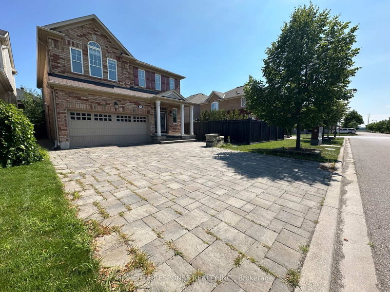 UPPER LEVEL - 398 MCJANNETT Avenue