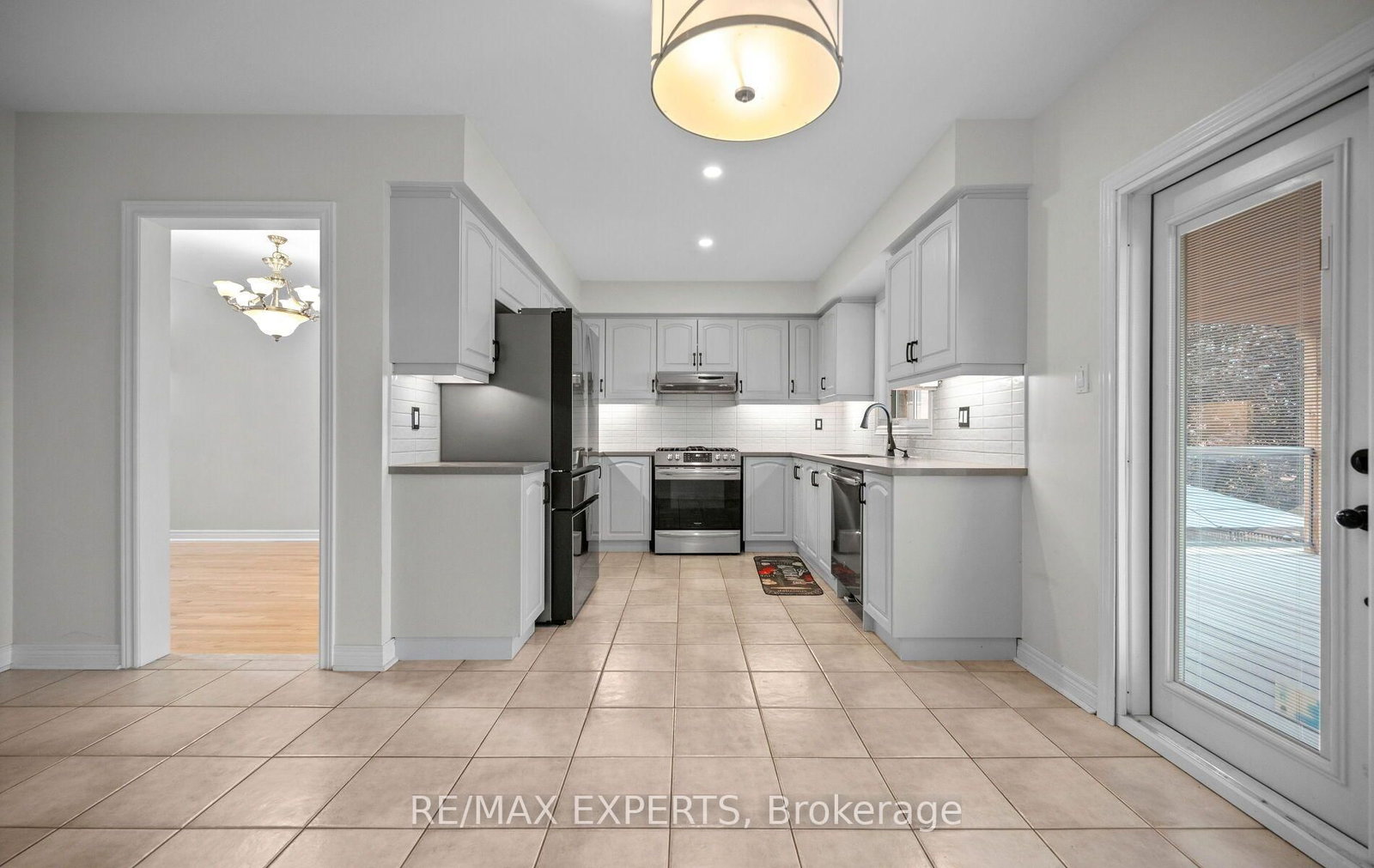 90 Coolspring Crescent • Caledon, ON photo 13
