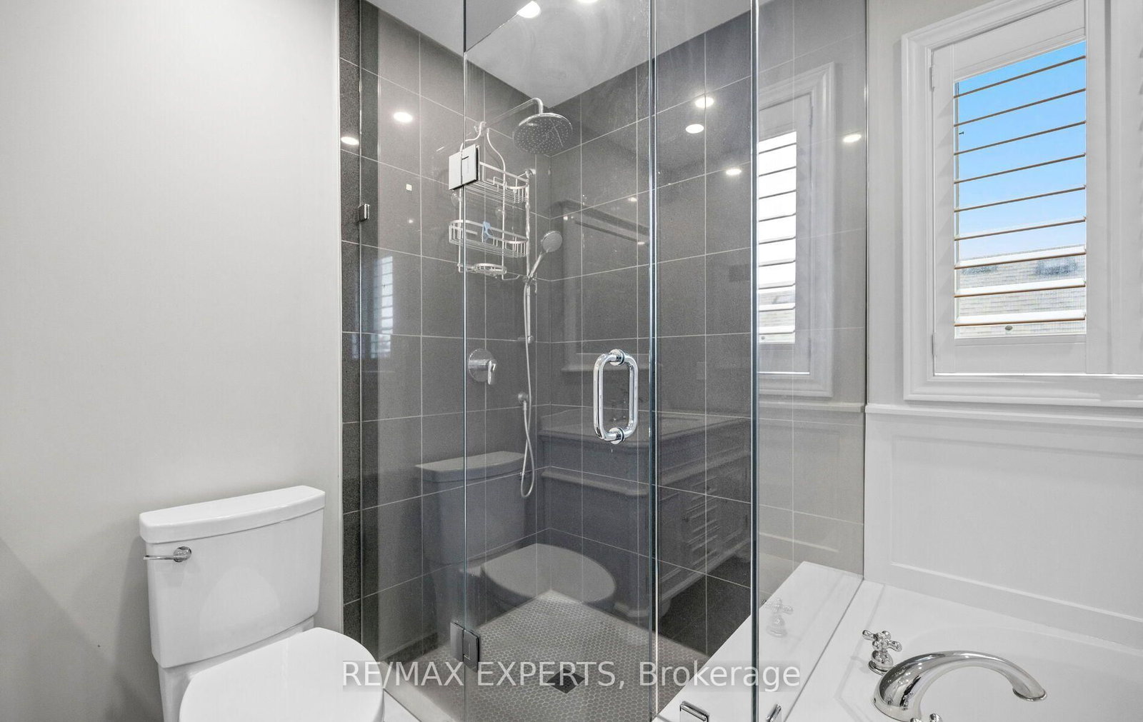 90 Coolspring Crescent • Caledon, ON photo 25