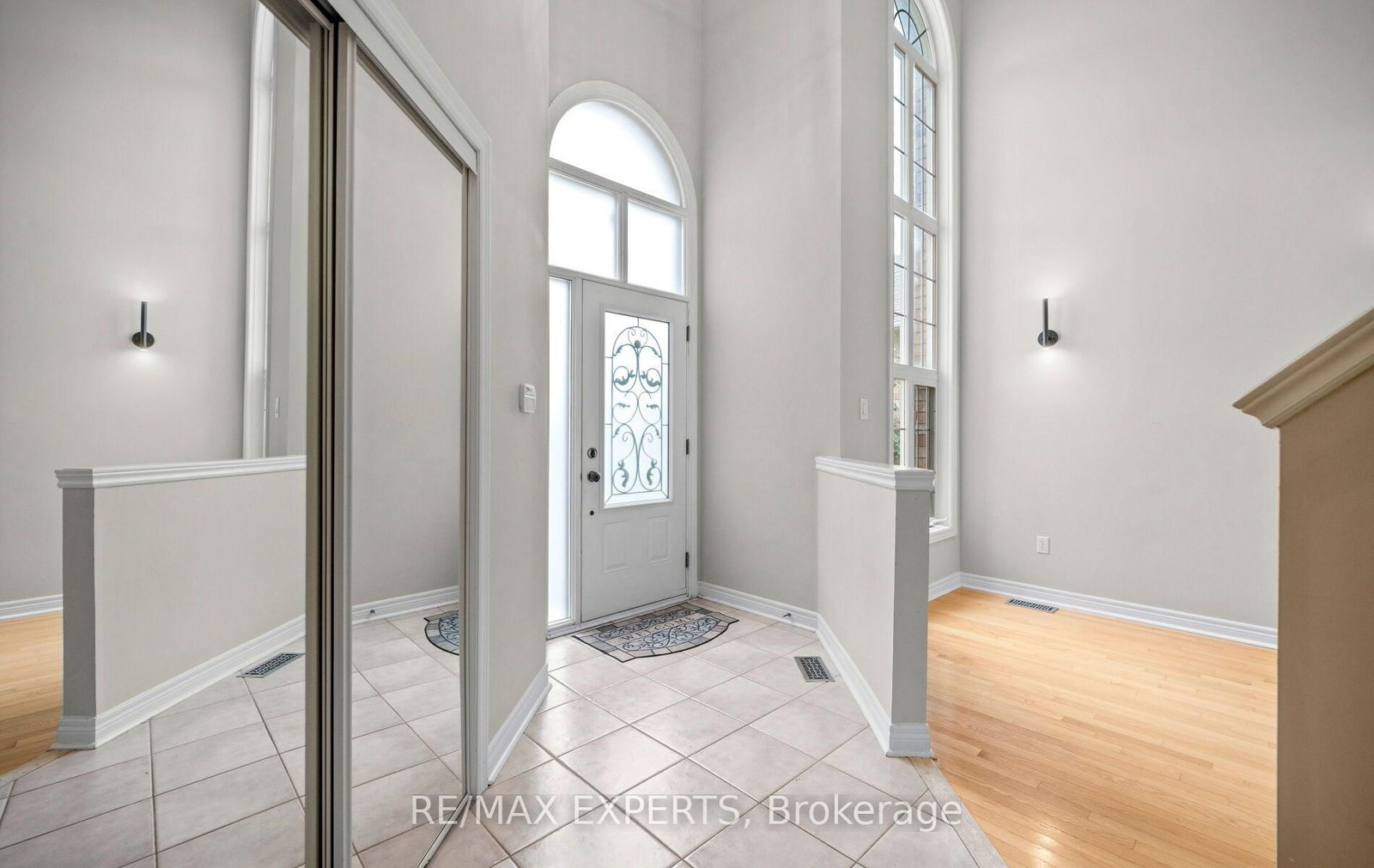 90 Coolspring Crescent • Caledon, ON photo 5