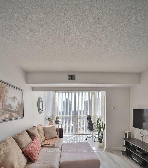 2011 - 265 Enfield Place