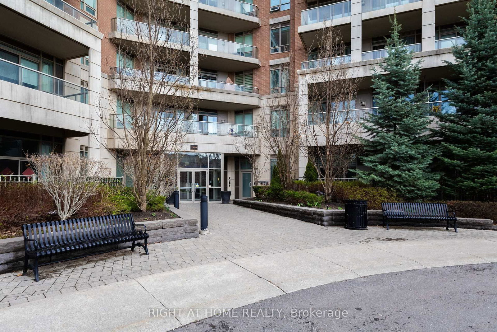 2480 Prince Michael Drive • #PH08 • Oakville, ON photo 3