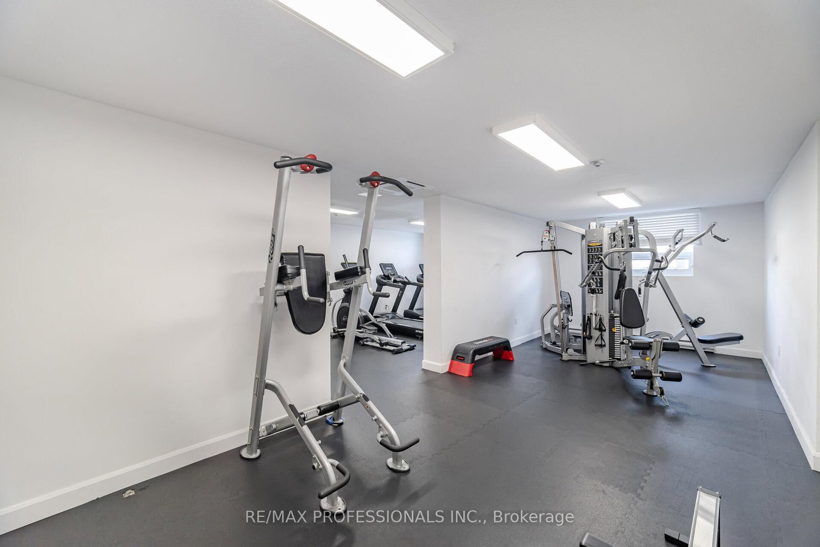15 La Rose Avenue • #902 • Toronto, ON photo 36