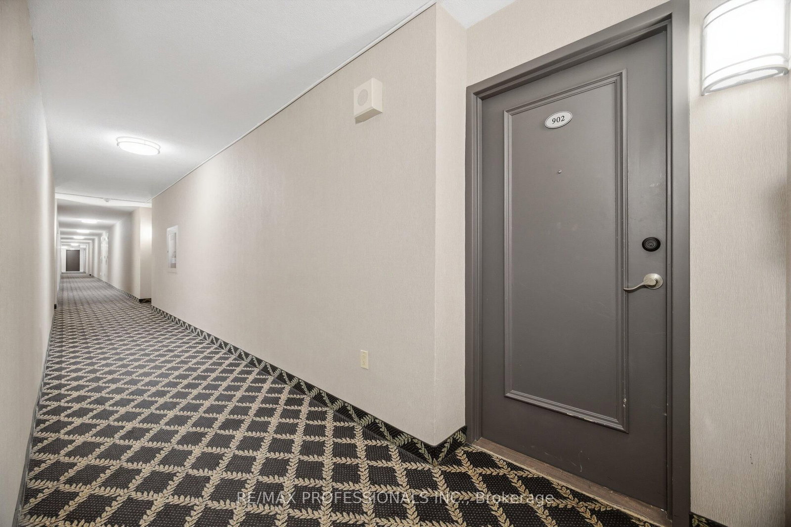 902-15 La Rose Avenue, Toronto, ON, photo 5