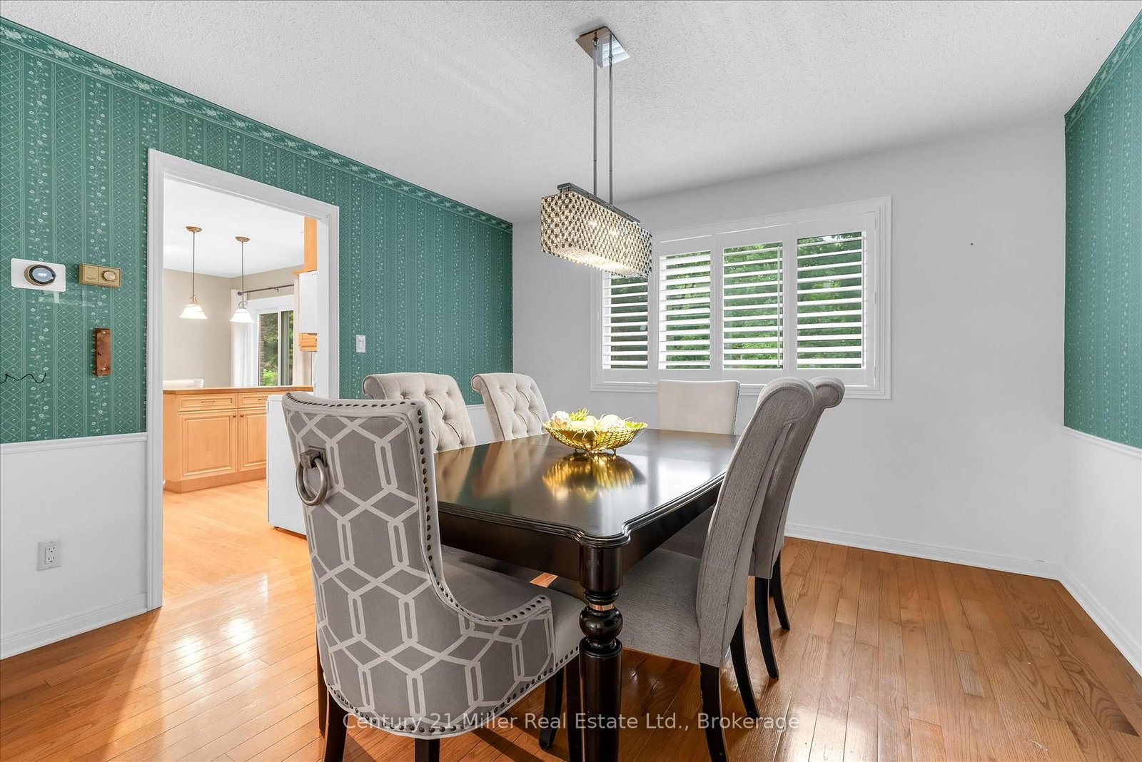 1482 Caulder Drive • Oakville, ON photo 16