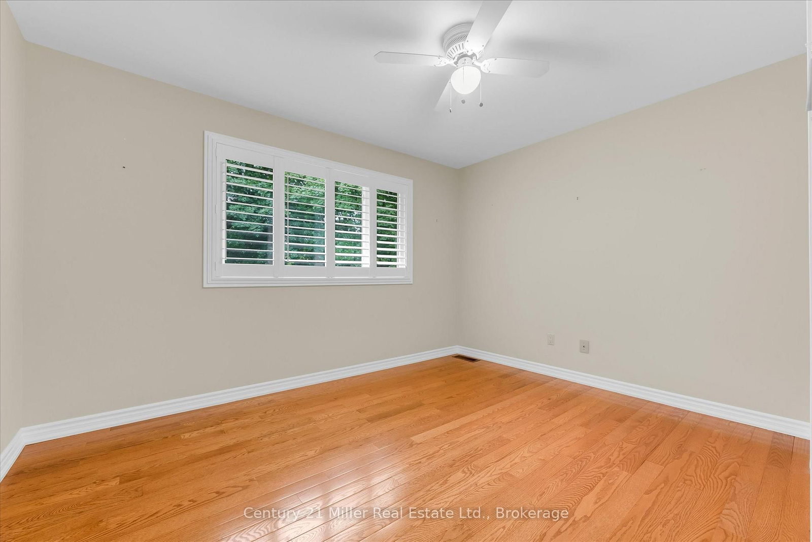 1482 Caulder Drive • Oakville, ON photo 23