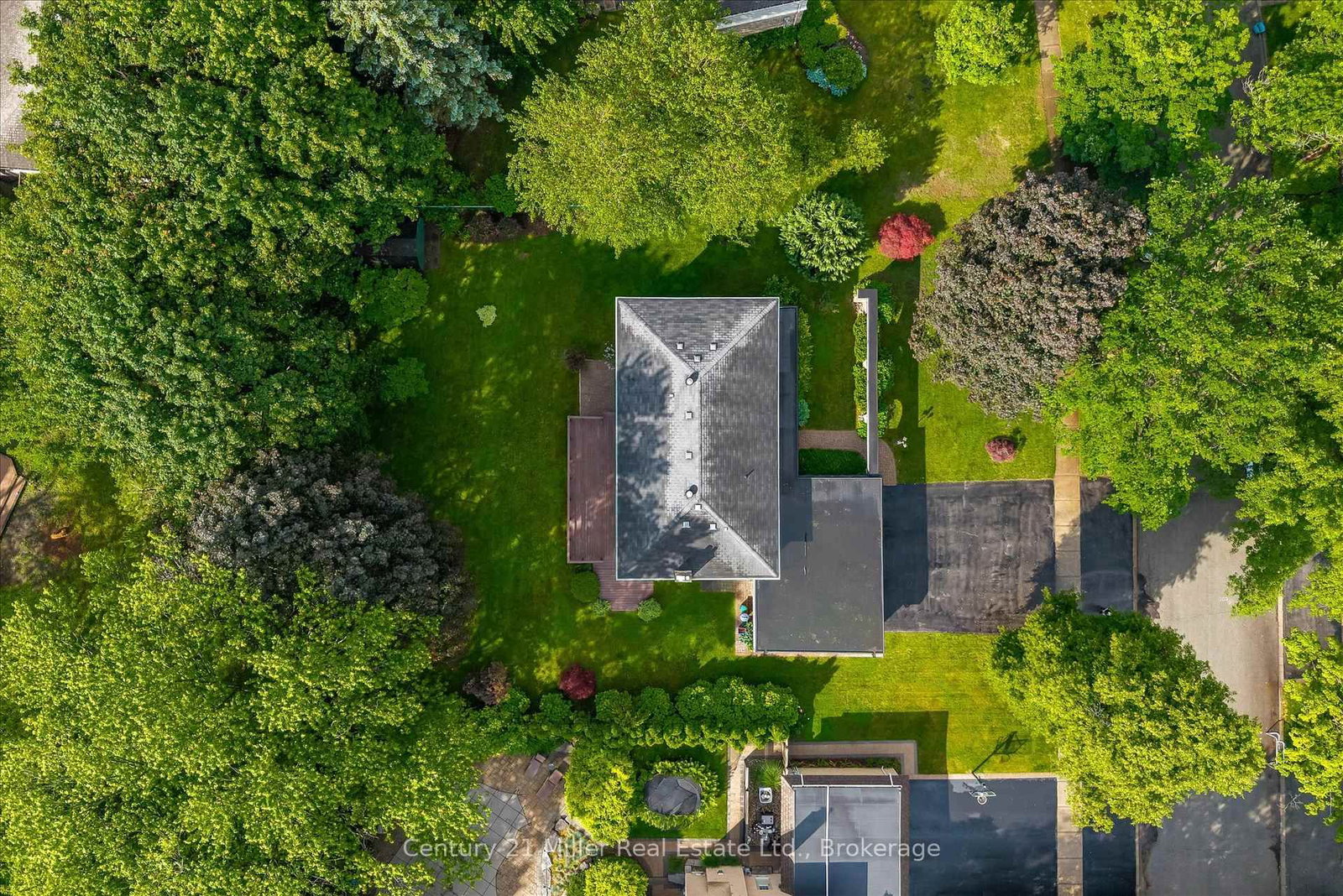 1482 Caulder Drive • Oakville, ON photo 47