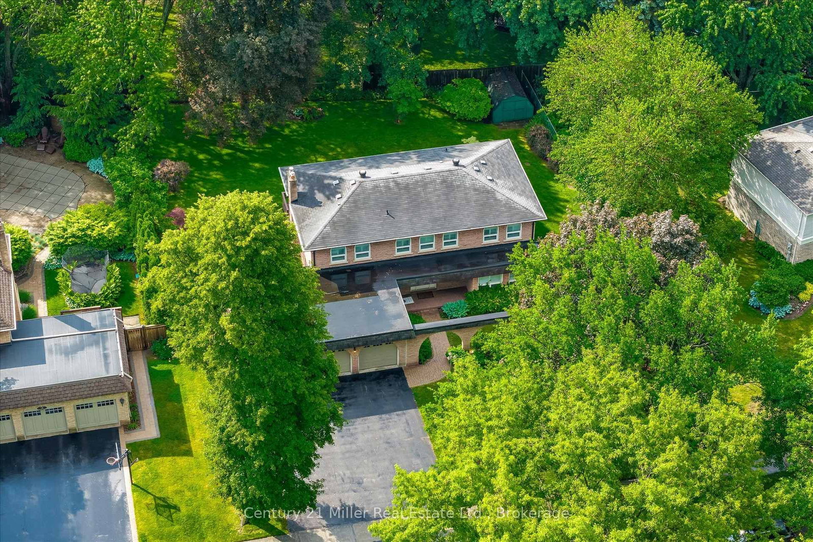 1482 Caulder Drive • Oakville, ON photo 48