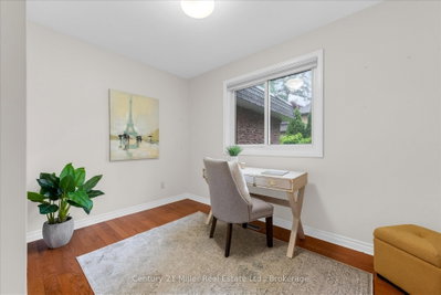 1482 Caulder Drive • Oakville, ON photo 8