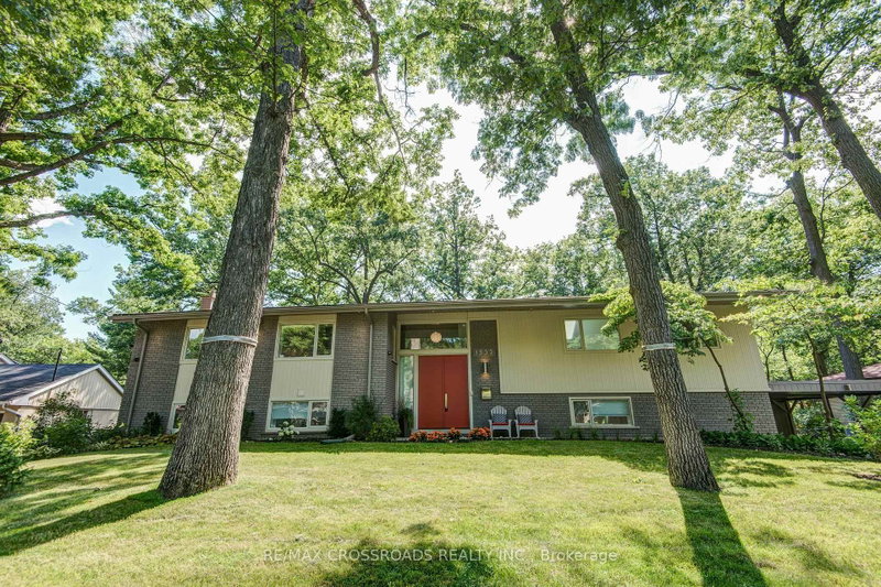 1532 Merrow Road